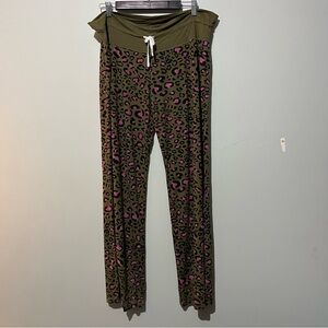 This is J bamboo PJ pants pyjamas 2xl cheetah